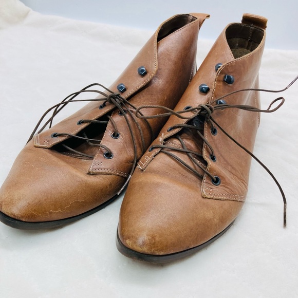 Vintage Sabree Lace Up Leather Booties - Picture 5 of 14